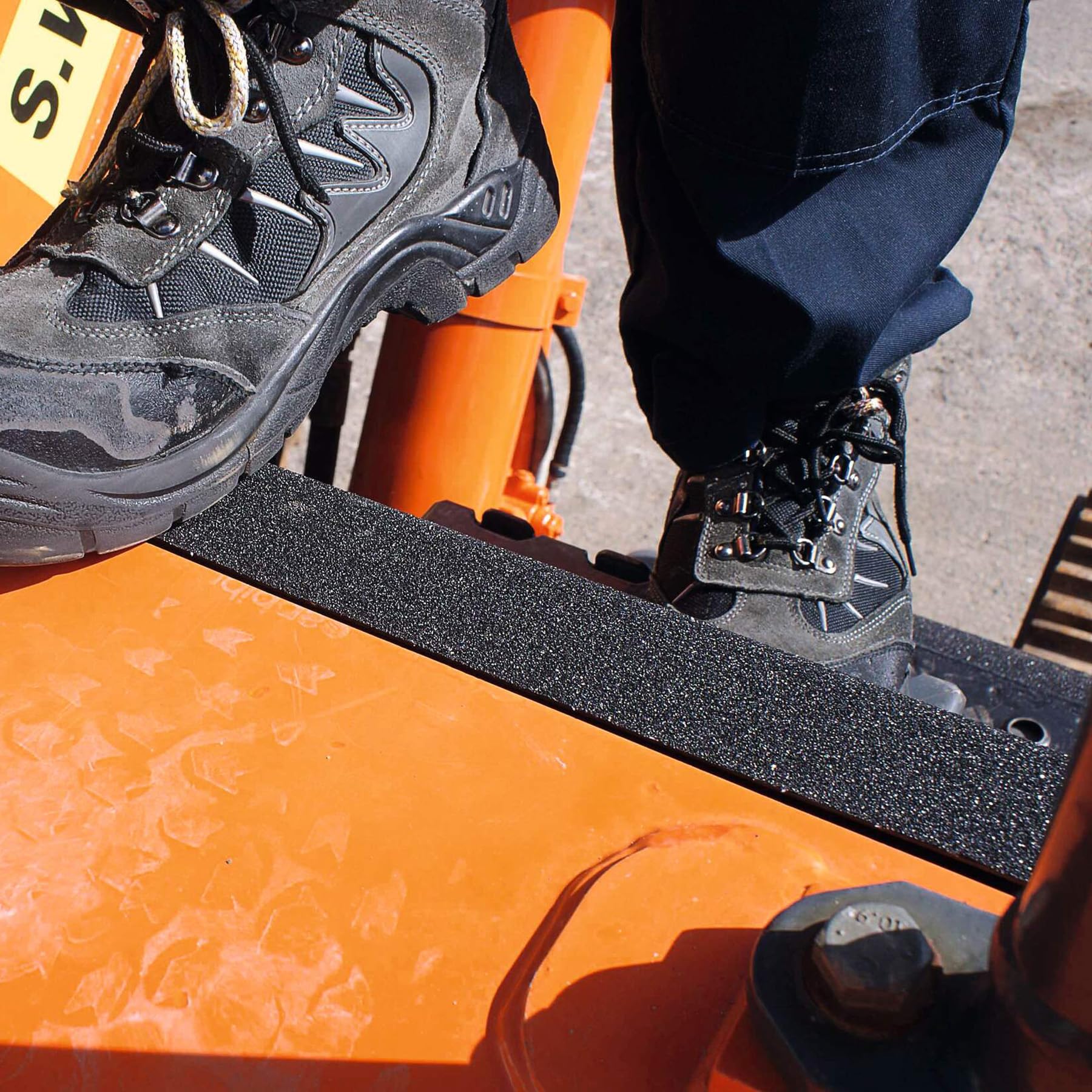 Durable DURALINE GRIP Antirutschband, 50 mm x 15 m, Schwarz, Treppen und Rampen, Hohe Rutschfestigkeit