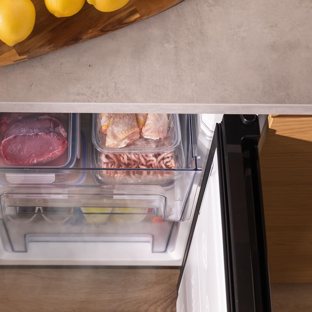 Cecotec Vertikaler Tischgefrierschrank 97 L Bolero CoolMarket TF 97 White, Energieeffizienzklasse E, Kompakte Bauweise, Umkehrbare Tür, 3 Schubladen, Maße 55,1 x 57,5 x 83,5 cm, Farbe Weiß