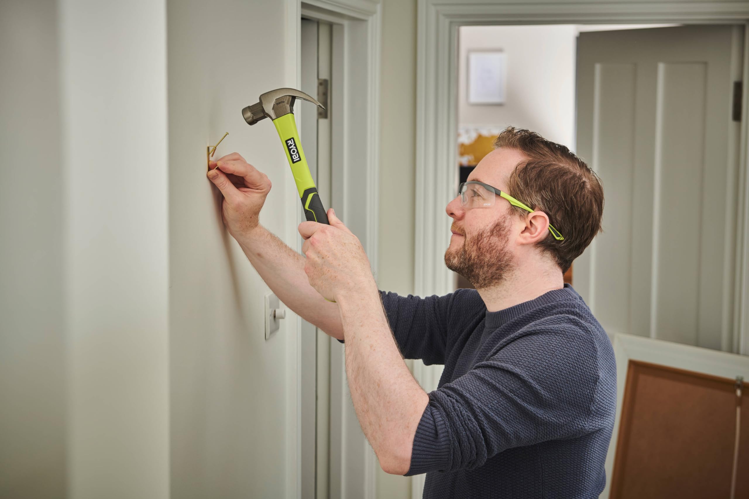 RYOBI Glasfaser-Nagelbrechhammer 560 Gramm RHHCC560