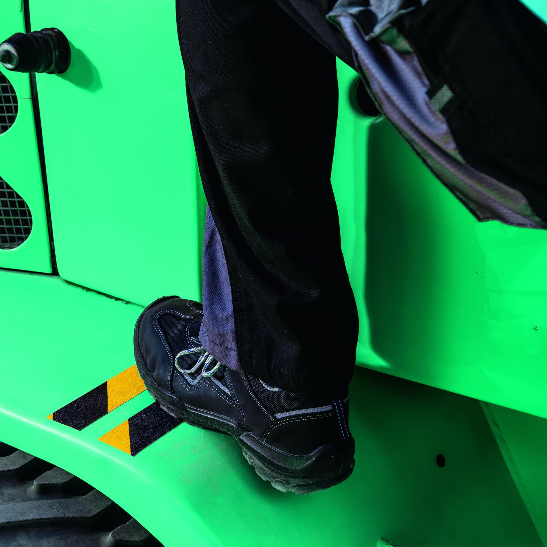 Durable Antirutschband grob DURALINE GRIP+ color, 25 mm x 15 m, zur Sicherung von Treppen, Rampen etc., gelb/schwarz, 1095130